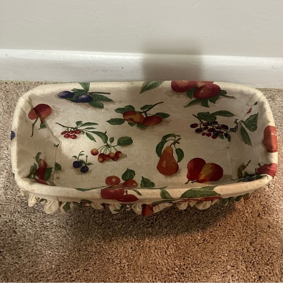 Longaberger Large Desktop Basket with Fruit Liner - Picture 6 of 9